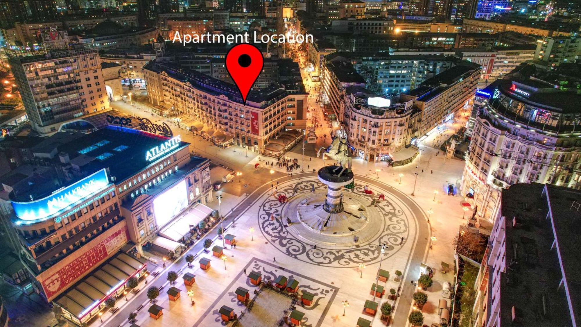 Fantazy Apartment Main Square Скопье Экстерьер фото